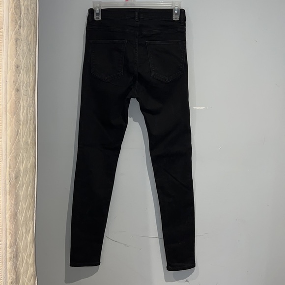 H&M black skinny jeans. US 4. - Picture 4 of 4